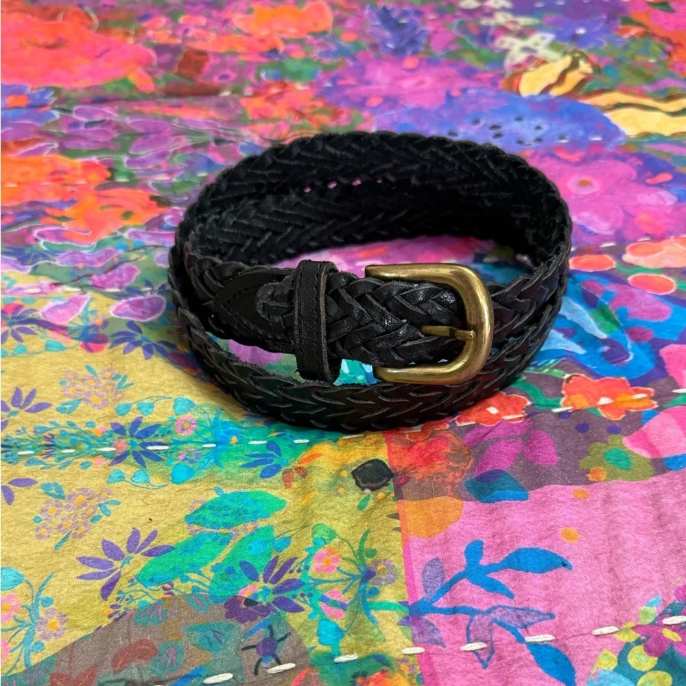Vintage woven leather